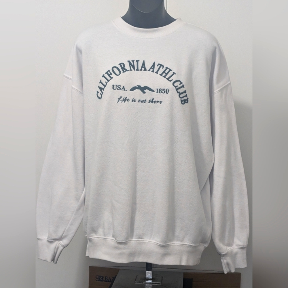 California athletic club sweeter size L white